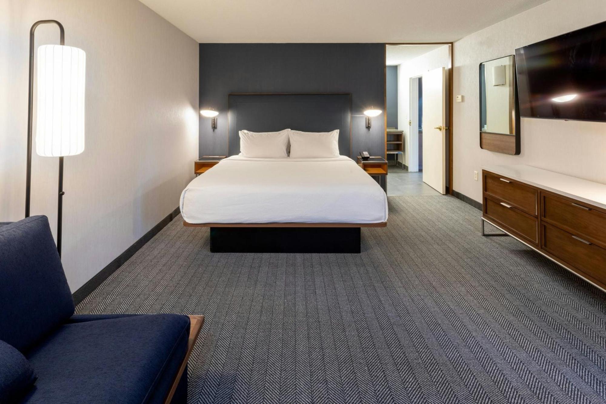 คอร์ตยาร์ด มินนิอาโปลิส เซนต์พอล/โรสวิลล์ Hotel ภายนอก รูปภาพ