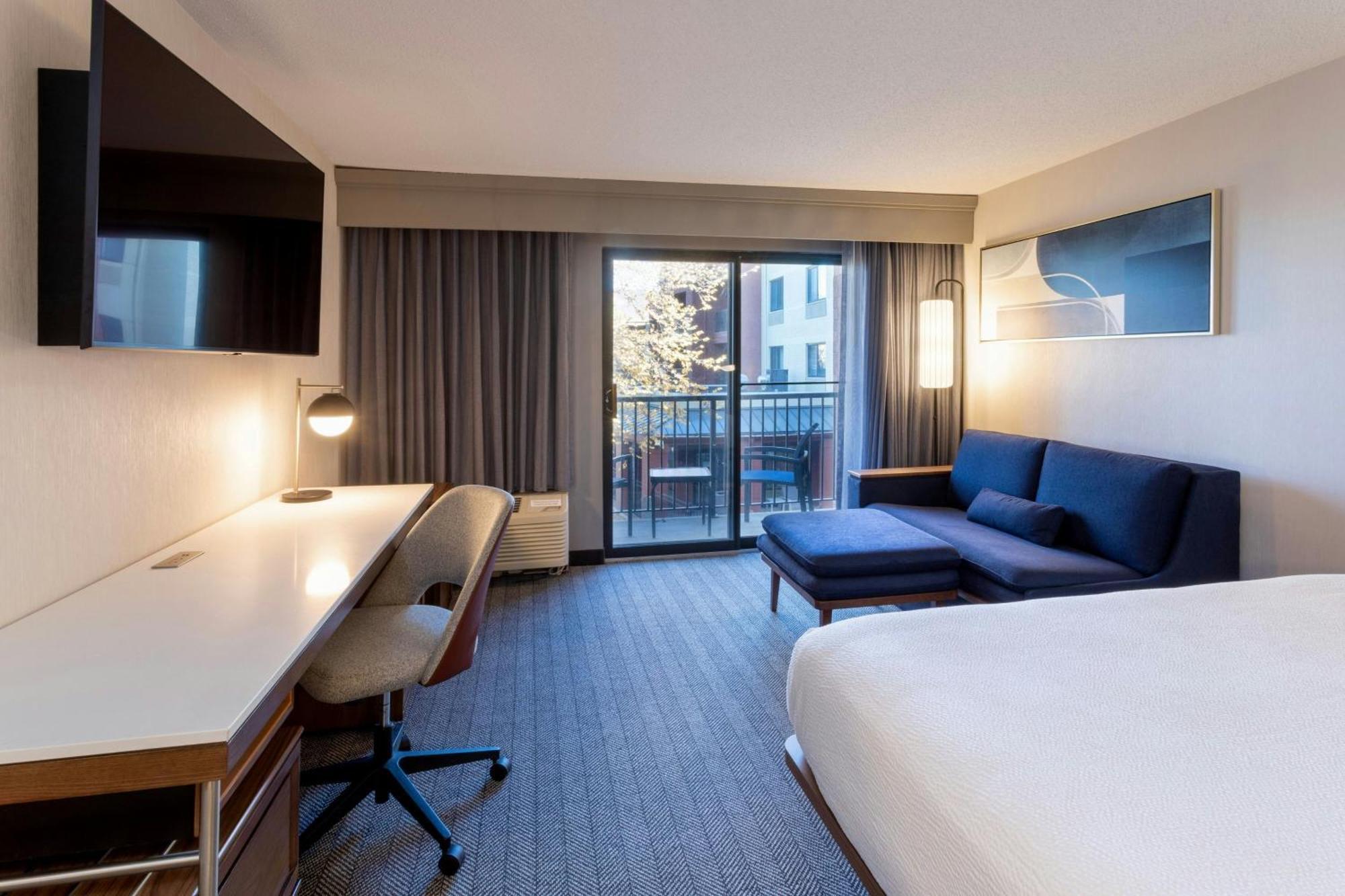 คอร์ตยาร์ด มินนิอาโปลิส เซนต์พอล/โรสวิลล์ Hotel ภายนอก รูปภาพ