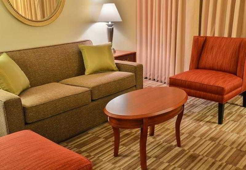 คอร์ตยาร์ด มินนิอาโปลิส เซนต์พอล/โรสวิลล์ Hotel ภายนอก รูปภาพ